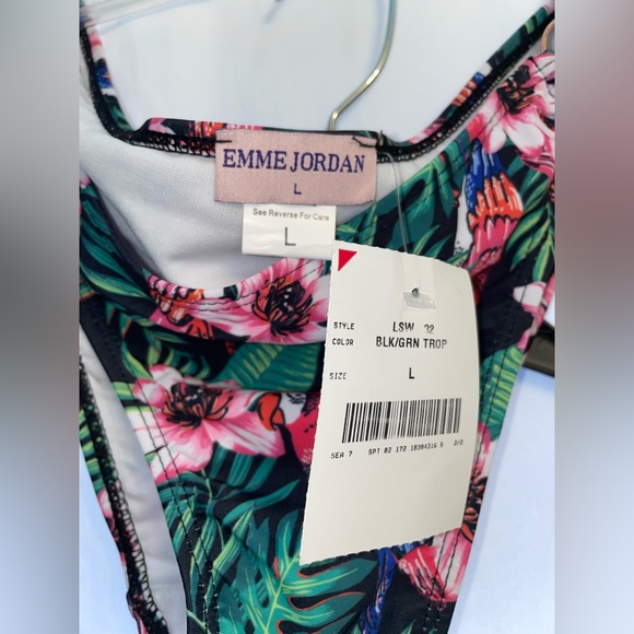 Emme Jordan Tropical Print 2 Piece Bikini Tie Shoulders Size L. NWT - Picture 3 of 5